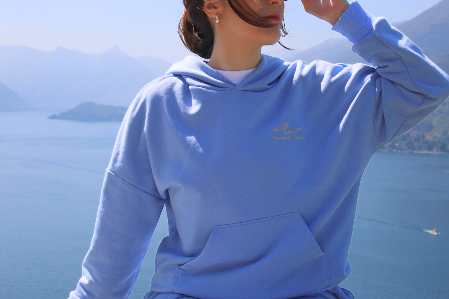 Hoodie - Free as the Ocean